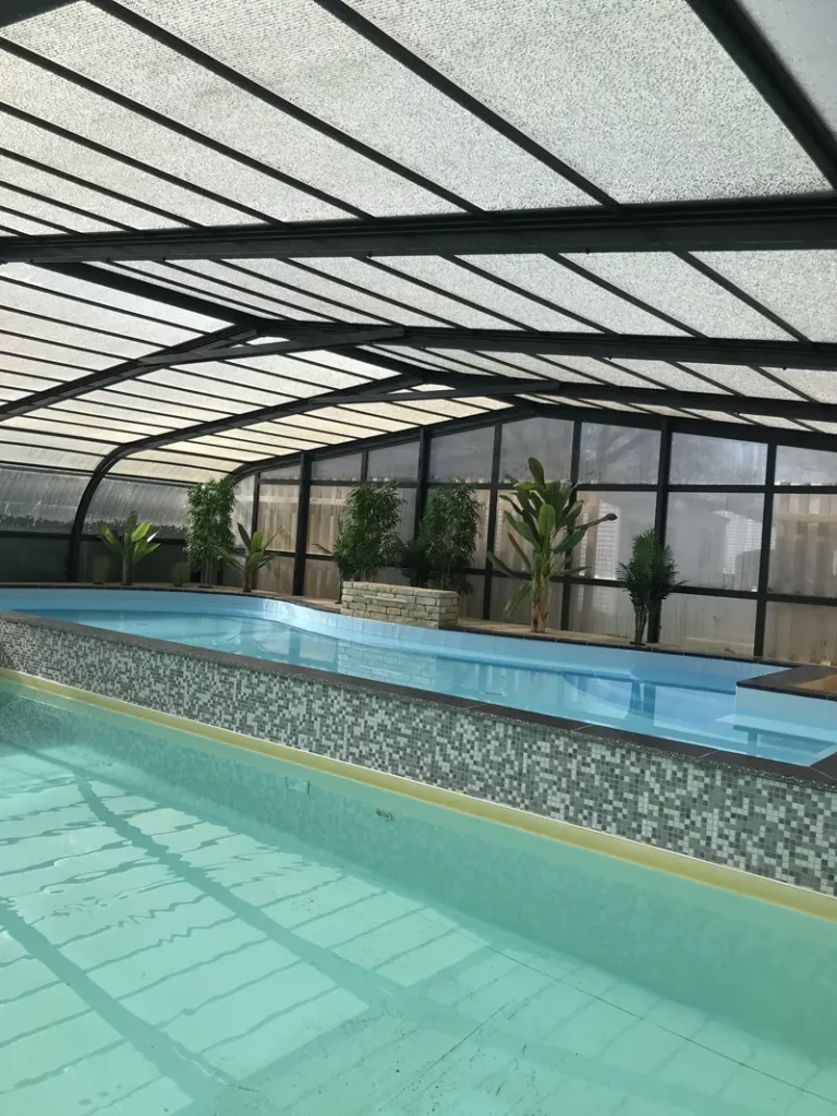 camping les nobis danjou avec piscine couverte